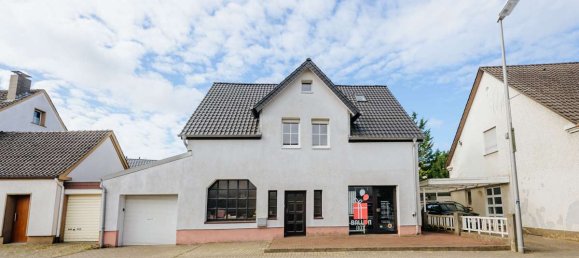 5-salle Bâtiment à Bielefeld, Germany No. 327127 2