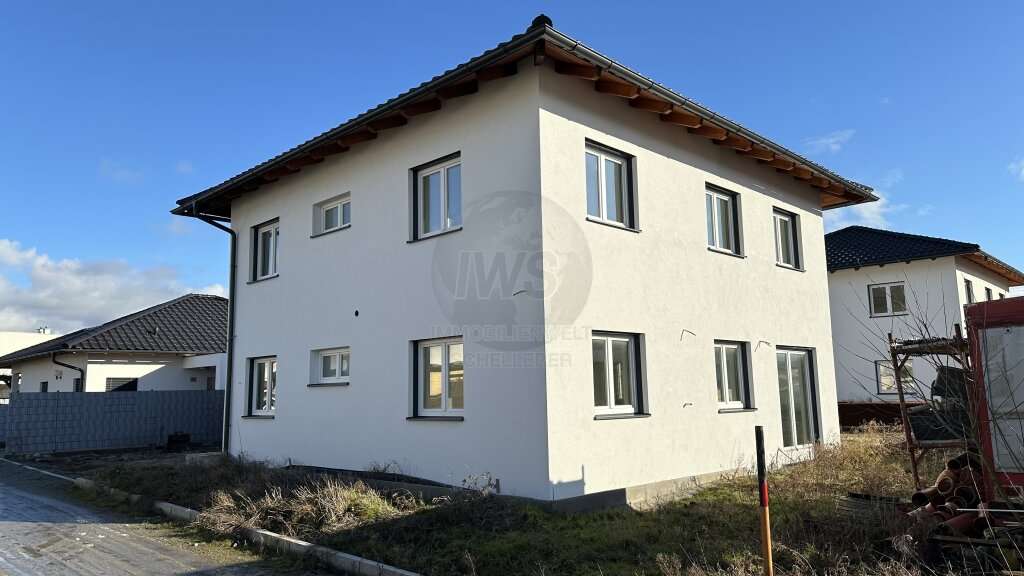 Casa de 4 habitaciónes en Waizenkirchen, Austria No. 35333