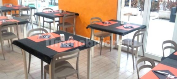 200m² Commercial property in Formia, Italy No. 342493 4