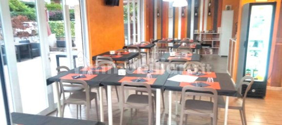 200m² Commercial property in Formia, Italy No. 342493 3