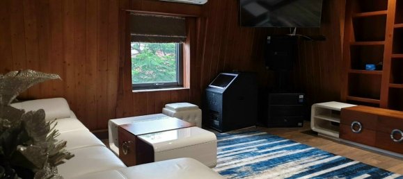 338.9m² Villa in District 7, Vietnam No. 13217 9