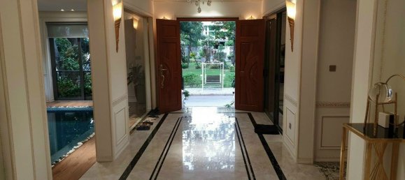 338.9m² Villa in District 7, Vietnam No. 13217 8
