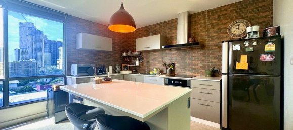 3 bedrooms Condo in Bangkok, Thailand No. 22504 6