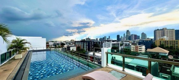 3 bedrooms Condo in Bangkok, Thailand No. 22504 18