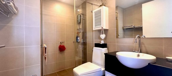 3 bedrooms Condo in Bangkok, Thailand No. 22504 16