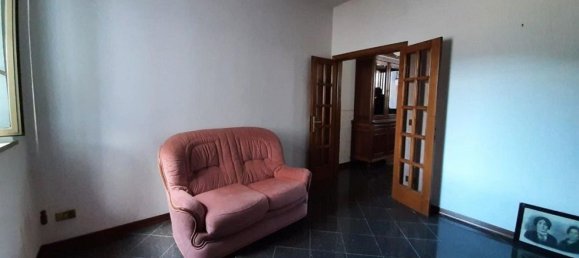 5 rooms Apartment in Barga, Italy No. 75610 4
