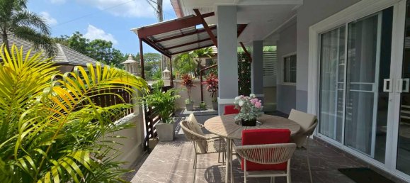 3 bedrooms House for sale in Pattaya, Chonburi, Eastern Thailand, Thailand № 85490 10