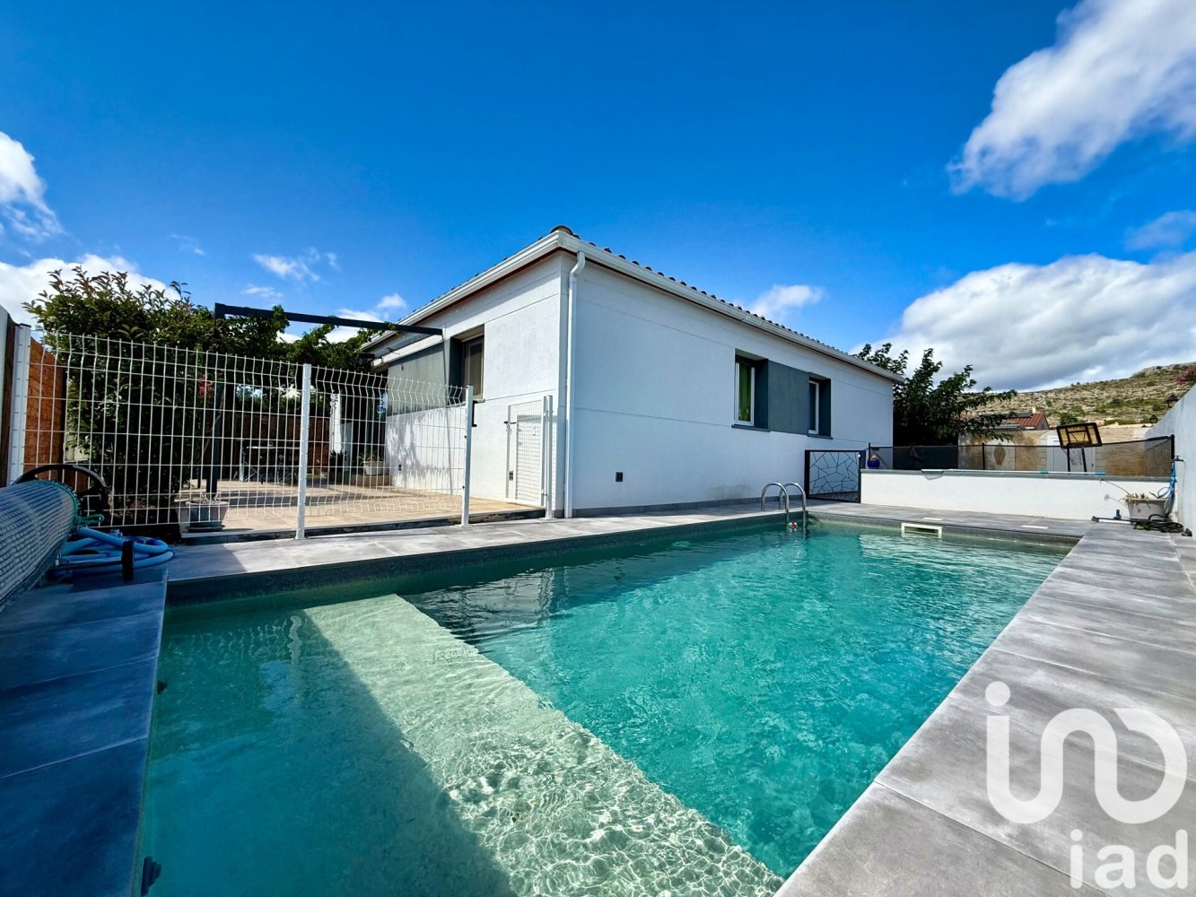 Villa de 3 dormitorios en Opoul-Perillos, France No. 354355