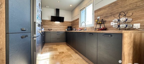 Villa de 3 dormitorios en Opoul-Perillos, France No. 354355 14