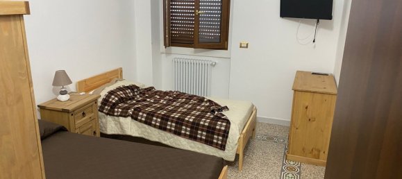 7 rooms Apartment in Monte Sant'Angelo, Italy No. 256850 9