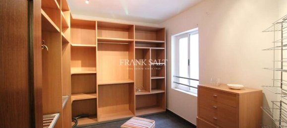 Квартира с 2 спальнями в Сент-Джулианс, Мальта № 6748 10