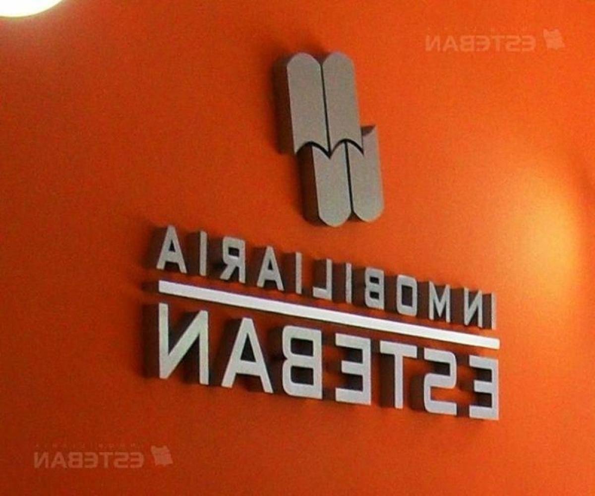 240m² Office in Cordoba, Argentina No. 23692