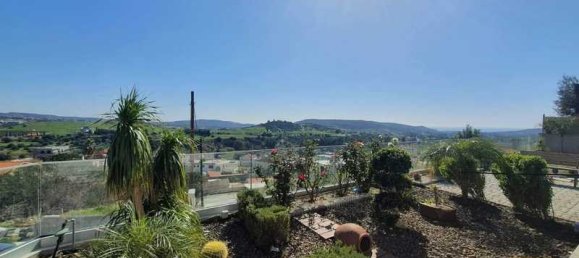 3 Schlafzimmer Haus in Monagroulli, Cyprus, Nr. 7636 6