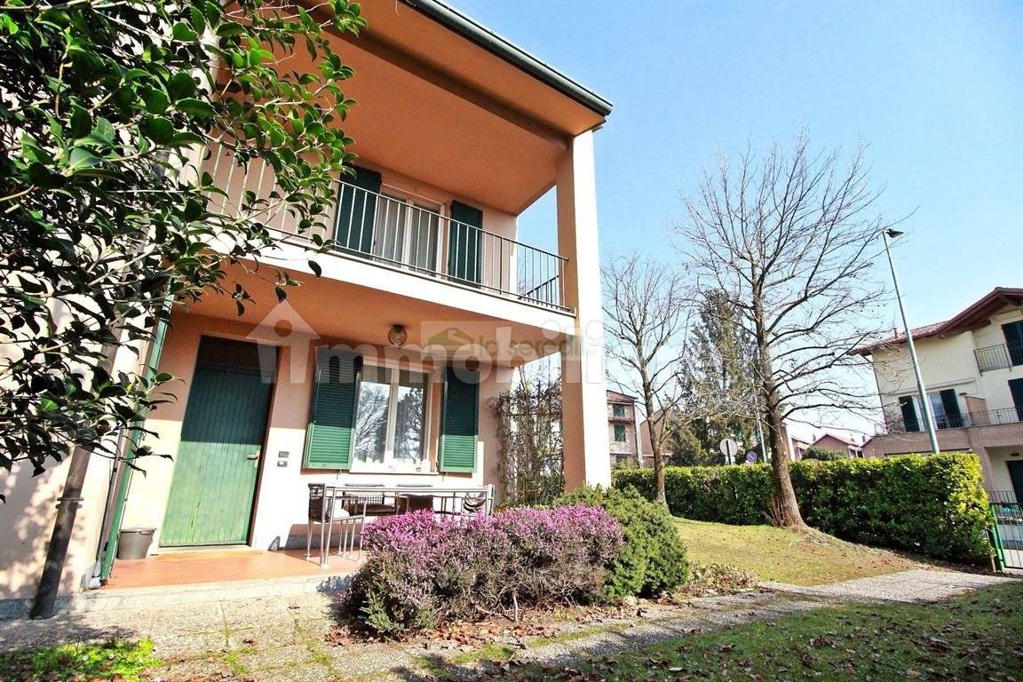 Вилла с 3 спальнями в Казатеново, Италия № 355718