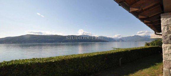 10 chambres Villa à Leggiuno, Italy No. 326215 3