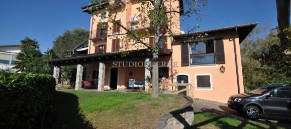 10 chambres Villa à Leggiuno, Italy No. 326215 5