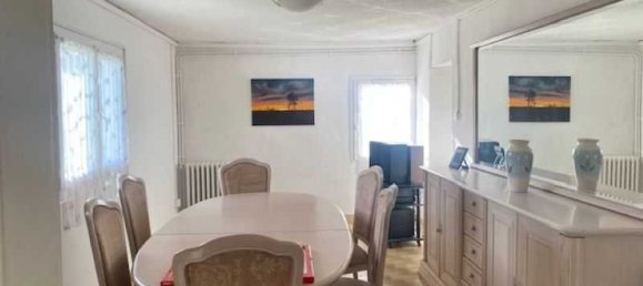 Casa de 4 dormitorios en Berson, France No. 198059 2