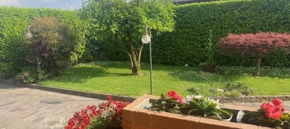 2 Schlafzimmer Villa in Fino Mornasco, Italy, Nr. 273285 7