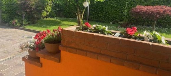 2 Schlafzimmer Villa in Fino Mornasco, Italy, Nr. 273285 3