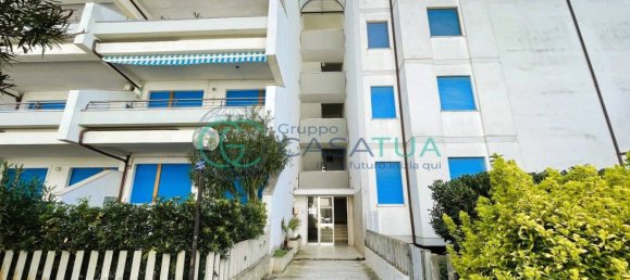 2 bedrooms Apartment in Martinsicuro, Italy No. 10861 2