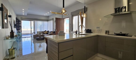 3 bedrooms Villa in Alicante, Spain No. 177090 7