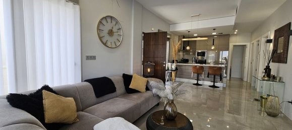 3 bedrooms Villa in Alicante, Spain No. 177090 3