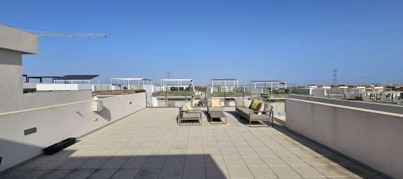 3 bedrooms Villa in Alicante, Spain No. 177090 23