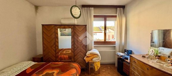 8 rooms House in Conegliano, Italy No. 33715 22