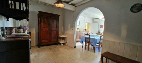 2 bedrooms House in Sauveterre, France No. 279176 5