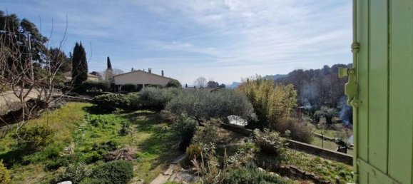 2 bedrooms House in Sauveterre, France No. 279176 10