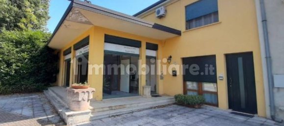 2 bedrooms Building in Cerea, Italy No. 340977 3