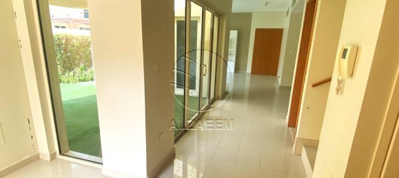 4 Schlafzimmer Stadthaus in Al Raha Gardens, UAE, Nr. 29741 2