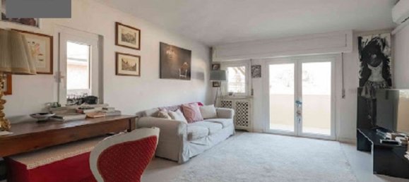 3 rooms Apartment in Sirmione, Italy No. 167446 4