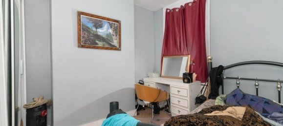 4 bedrooms House in London, United Kingdom No. 2857 16