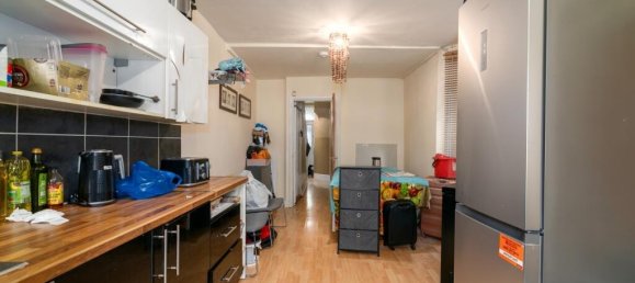 4 bedrooms House in London, United Kingdom No. 2857 10