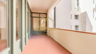 Apartamento de 2 dormitorios en Ciudad Vieja, Spain No. 34008