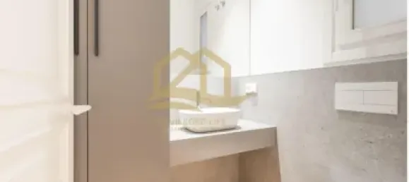 Apartamento de 2 dormitorios en Ciudad Vieja, Spain No. 34008 6