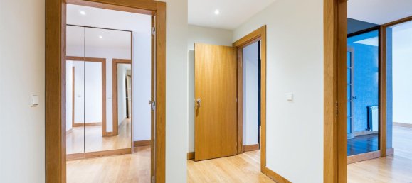 3 Schlafzimmer Wohnung in Porto, Portugal, Nr. 97388 12