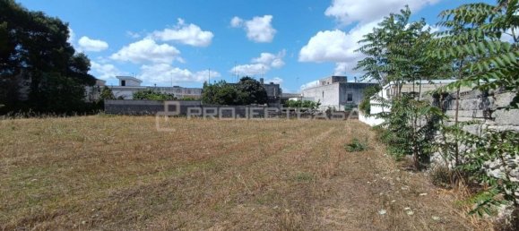 2319m² Land in Uggiano la Chiesa, Italy No. 148839 6