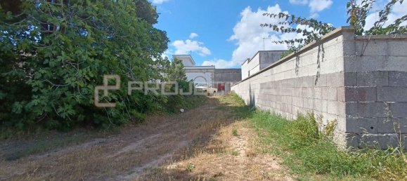 2319m² Land in Uggiano la Chiesa, Italy No. 148839 2