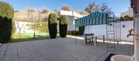 4 غرف نوم منزل في Jun, Spain رقم 94739 25