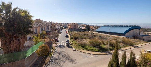 4 غرف نوم منزل في Jun, Spain رقم 94739 34