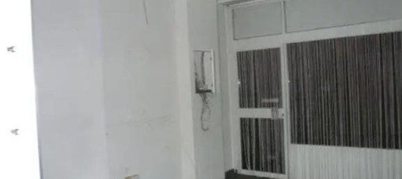 66m² Commercial property in Melegnano, Italy No. 171296 3