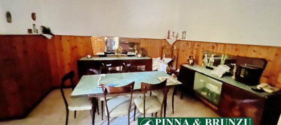 8 bedrooms House in Santa Giusta, Italy No. 353721 16