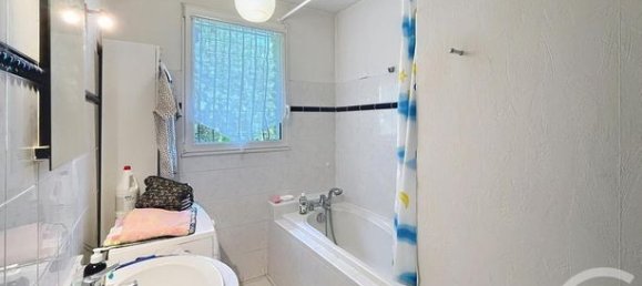 4 bedrooms House in Auxerre, France No. 312392 6