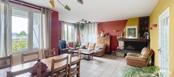 4 bedrooms House in Auxerre, France No. 312392 2