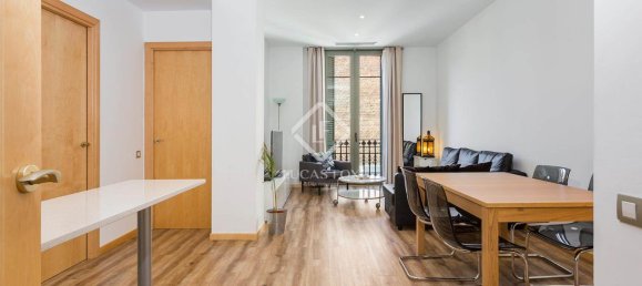 Apartamento de 2 dormitorios en Eixample, Spain No. 24905 2