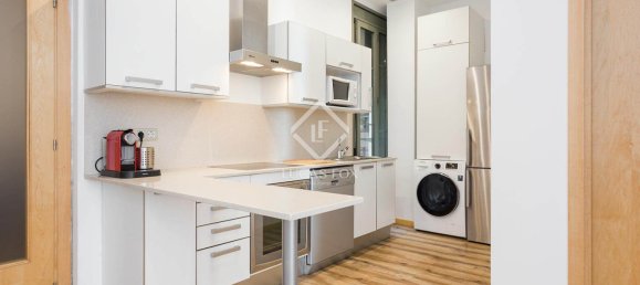 Apartamento de 2 dormitorios en Eixample, Spain No. 24905 6