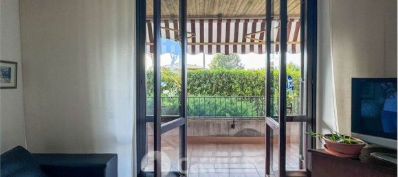 2 bedrooms Apartment in Varese, Italy No. 209976 7