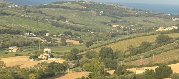 4 bedrooms House in Fermo, Italy No. 330916 21